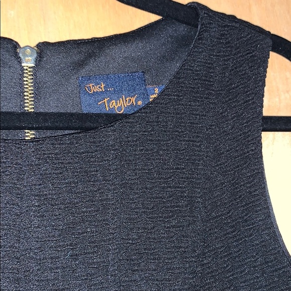 Just...Taylor size 2 black sleeveless flare dress - Picture 2 of 3